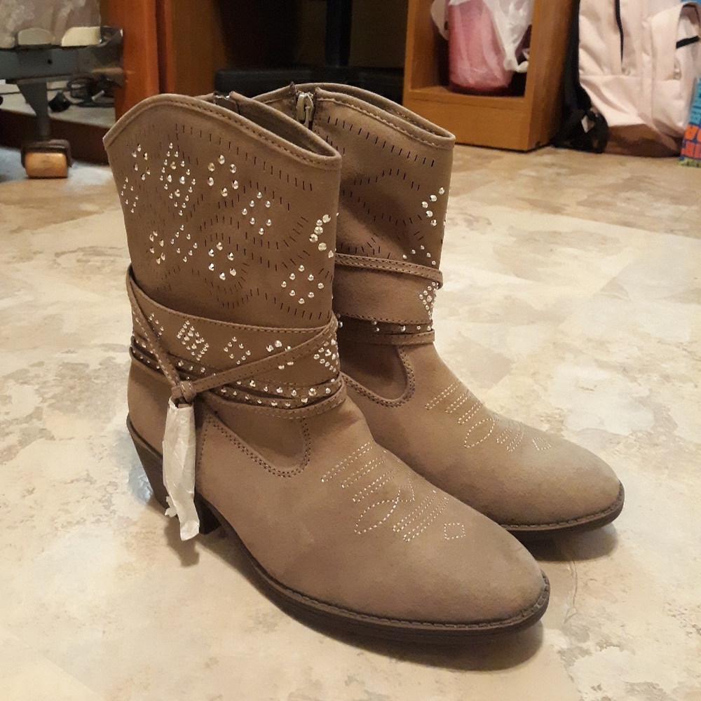 Brand new boots